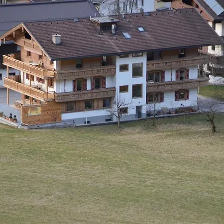 Kumbichl - Fam. Kroell *